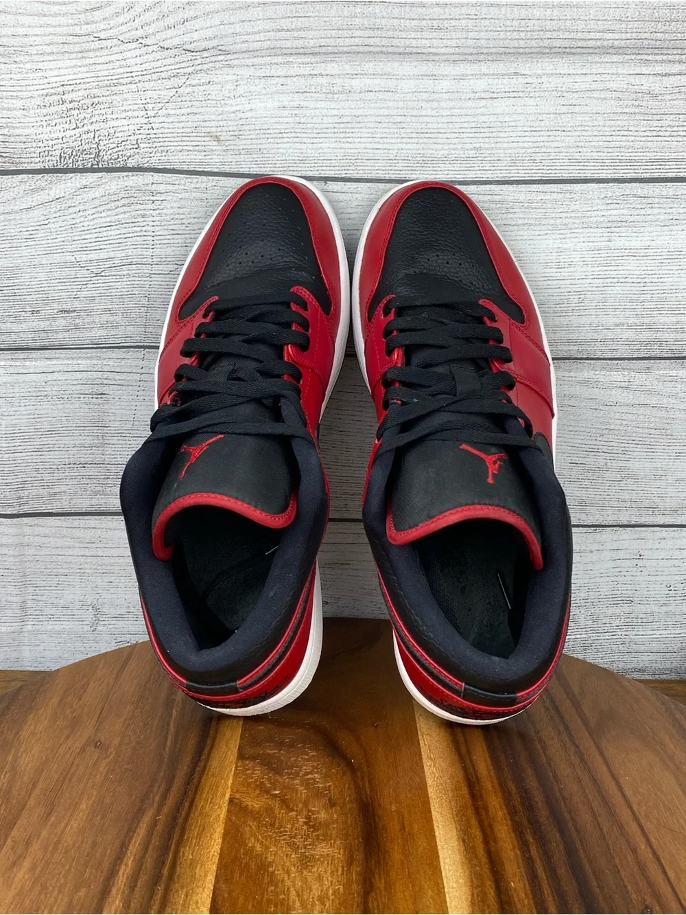 Nike Air Jordan 1 Low Reverse Bred Pebbled Swoosh Shoes 553558-605 Men’s Size 13